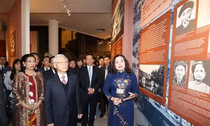 Tổng Bí thư Nguyễn Phú Trọng dự khai mạc triển lãm “Tổng Bí thư Trường Chinh - Người học trò xuất sắc của Chủ tịch Hồ Chí Minh”