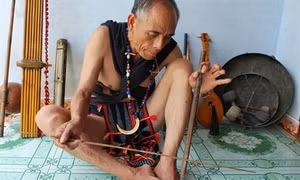 Đàn H’roa – nhạc cụ độc đáo của người Cơ tu