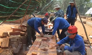 Phát hiện con đường cổ chìm trong lòng đất ở Thánh địa Mỹ Sơn