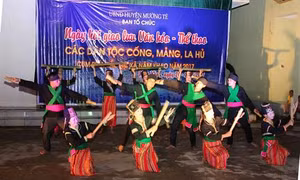 Cùng vui Tết ngô