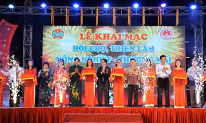 Hội Chợ, Triển lãm Nông nghiệp - Thương mại các tỉnh Trung du và miền núi phía Bắc năm 2017.