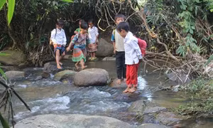 Chuyện học trên đỉnh núi cao