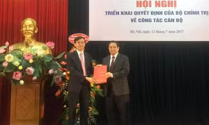 Ông Đoàn Minh Huấn làm Tổng Biên tập Tạp chí Cộng sản