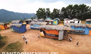 Nhà bán trú bằng container cho học sinh vùng cao