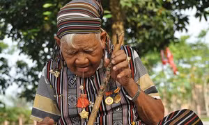 Nghệ nhân Phạm Văn Sự đam mê truyền lại văn hóa dân tộc H’rê