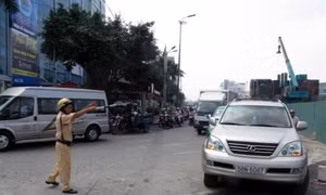 Triển khai phân luồng một số tuyến đường ở cửa ngõ sân bay Tân Sơn Nhất