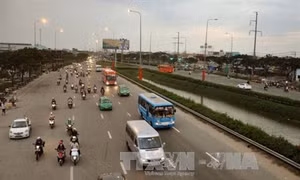 Giao thông sau Tết tại Thành phố Hồ Chí Minh: Nội đô vắng vẻ, cửa ngõ đông đúc