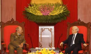 Tổng Bí thư Nguyễn Phú Trọng và Chủ tịch nước Trần Đại Quang tiếp Bộ trưởng Bộ các lực lượng vũ trang cách mạng Cuba