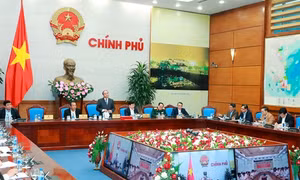 Thủ tướng Nguyễn Xuân Phúc chủ trì Phiên họp trực tuyến về giải pháp chống ùn tắc giao thông trên địa bàn Thành phố Hồ Chí Minh