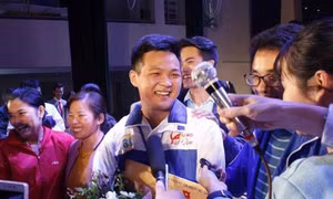 Trao giải Cuộc thi tìm hiểu lịch sử, văn hóa dân tộc “Tự hào Việt Nam” lần thứ II năm 2017