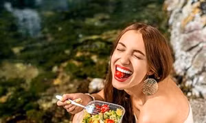5 lý do khiến bạn hay cảm thấy đói