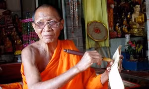 Độc đáo Kinh lá buông vùng Bảy Núi