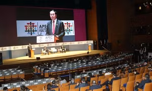 Chủ tịch nước Trần Đại Quang: “APEC Việt Nam 2017 - Vun đắp tương lai chung trong một thế giới đang chuyển đổi”