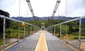 Xây cầu dân sinh ở khu vực đặc biệt khó khăn