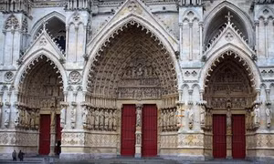 Độc đáo kiến trúc Nhà thờ Đức Bà Paris