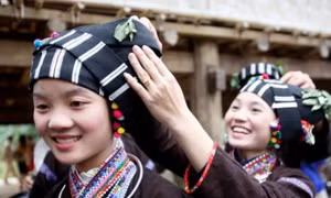 Trang phục phụ nữ Lự