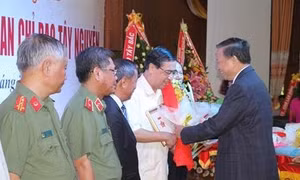 Cần phát triển để ổn định bền vững vùng Tây Nguyên
