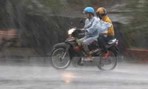 Thòi tiết ngày 8/10: Bắc Bộ tiếp tục mưa, biển Đông gió giật cấp 8