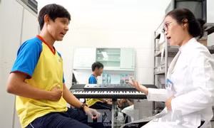Điều trị rối loạn giọng nói tuổi dậy thì
