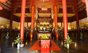 Chùa cổ Thánh Duyên