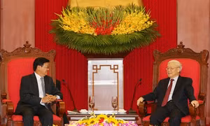 Tổng Bí thư Nguyễn Phú Trọng tiếp Thủ tướng Lào Thongloun Sisoulith