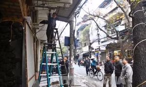 Hà Nội lập lại trật tự trong hoạt động quảng cáo