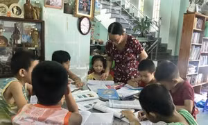 Gieo con chữ cho trẻ em nghèo vùng biển Thọ Quang
