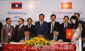 Thành phố Hồ Chí Minh và tỉnh Houaphanh (Lào) tăng cường hợp tác toàn diện
