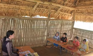 Hướng Hóa hoàn thành xóa trường tạm tranh tre nứa lá
