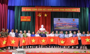 Cảnh sát biển đồng hành với đồng bào dân tộc, tôn giáo