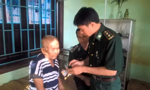 Những thầy thuốc mang quân hàm xanh