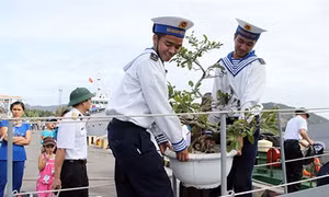 "Chở tết" ra Trường Sa