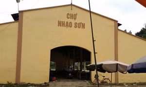 Nhiều chợ nông thôn ở Vĩnh Phúc bị bỏ hoang