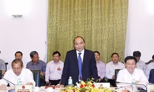 Thủ tướng Nguyễn Xuân Phúc chủ trì họp Chính phủ giải quyết kiến nghị của doanh nghiệp