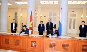 Phó Thủ tướng Trịnh Đình Dũng tham dự Khóa họp thứ 19 Ủy ban liên Chính phủ Việt Nam - LB Nga