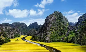 Ngỡ ngàng vẻ đẹp của Tam Cốc - Bích Động