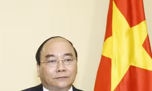 Thủ tướng Chính phủ Nguyễn Xuân Phúc trả lời phỏng vấn báo chí trước thềm chuyến thăm Nhật Bản và dự Hội nghị Thượng đỉnh G7 mở rộng