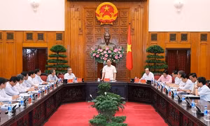 Thủ tướng Nguyễn Xuân Phúc: Kon Tum cần đẩy mạnh tái cơ cấu nông nghiệp và phát triển cây chủ lực