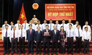 HĐND tỉnh Phú Thọ bầu các chức danh lãnh đạo chủ chốt của HĐND, UBND tỉnh