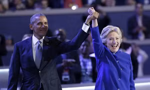Bầu cử Mỹ 2016: Bà Clinton dẫn trước ông Trump ở các bang còn do dự