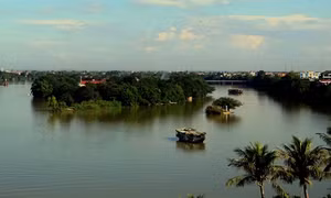Thời tiết mát mẻ thuận lợi cho thí sinh tham dự kỳ thi Trung học phổ thông năm 2016