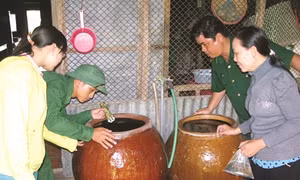 Bộ đội Biên phòng An Giang chung sức xây dựng nông thôn mới