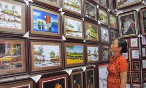Giữ gìn và bảo tồn làng nghề thêu Văn Lâm
