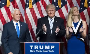 Bầu cử Tổng thống Mỹ 2016: Tỷ phú Trump chính thức giới thiệu ông Pence liên danh tranh cử