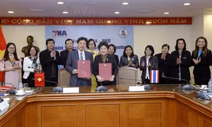 Thông Tấn xã Việt Nam và Cục Quan hệ Công chúng Thái Lan tăng cường hợp tác về truyền thông