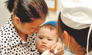 Tiêm vắcxin sởi - rubella là cách tốt nhất để phòng bệnh