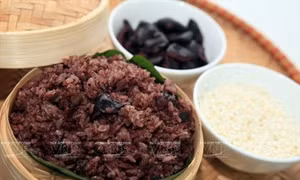 "Phải lòng" xứ Lạng vì món xôi trám không giống ở bất kỳ đâu
