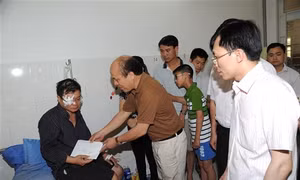 Vụ sập nhà 5 tầng ở Cao Bằng: 3 người sống sót đã qua cơn nguy kịch
