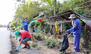 Ông Hai “cộng đồng”