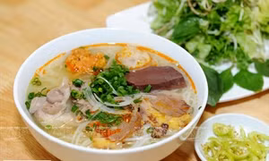 Bún bò Huế - món "súp" ngon nhất thế giới
